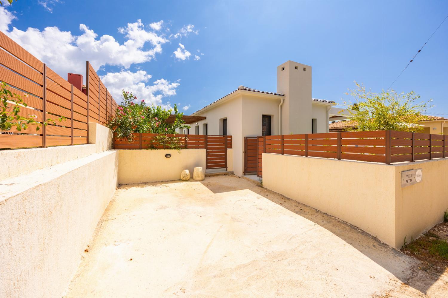 Villa Petra Τραπεζάκι Εξωτερικό φωτογραφία